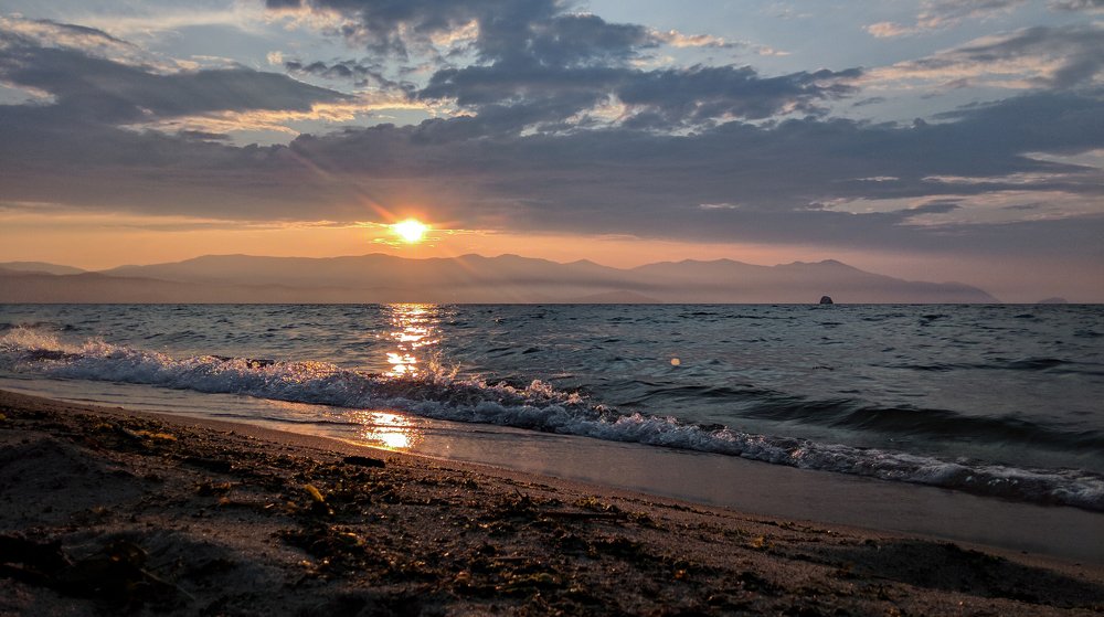 Закат над Байкалом