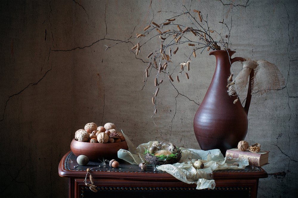 С орехами...