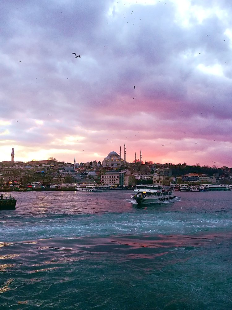 Закат в Стамбуле.