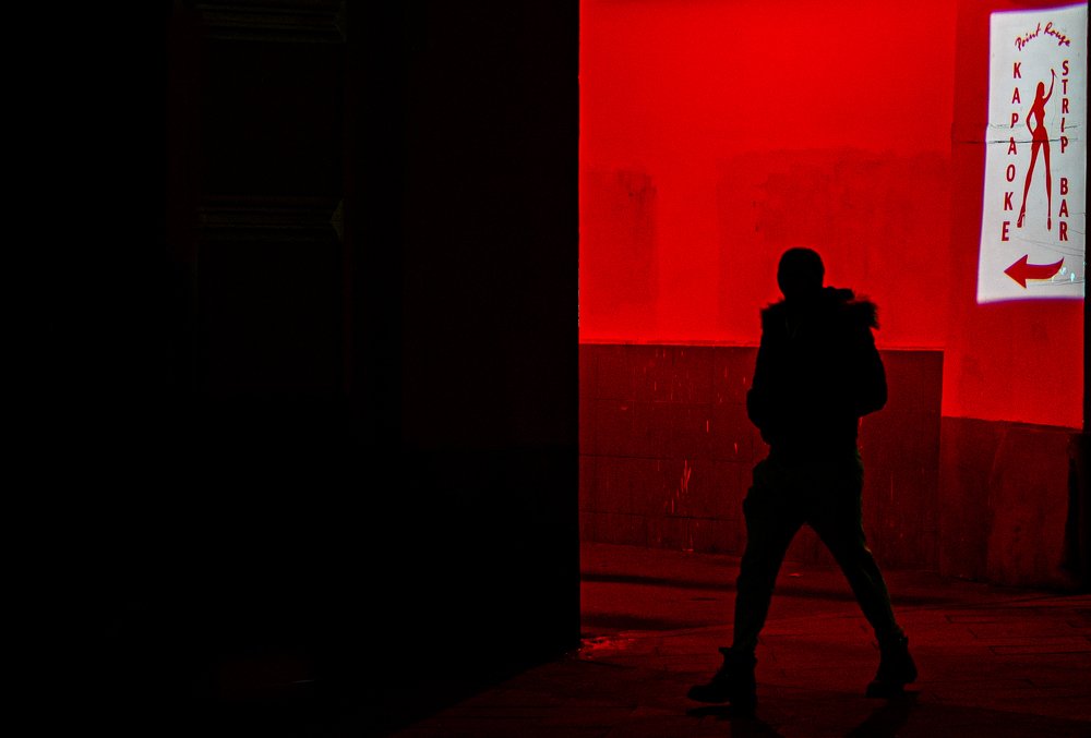 Красное и черное - тренд 2020?