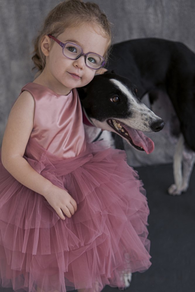 Let's take a photo please...