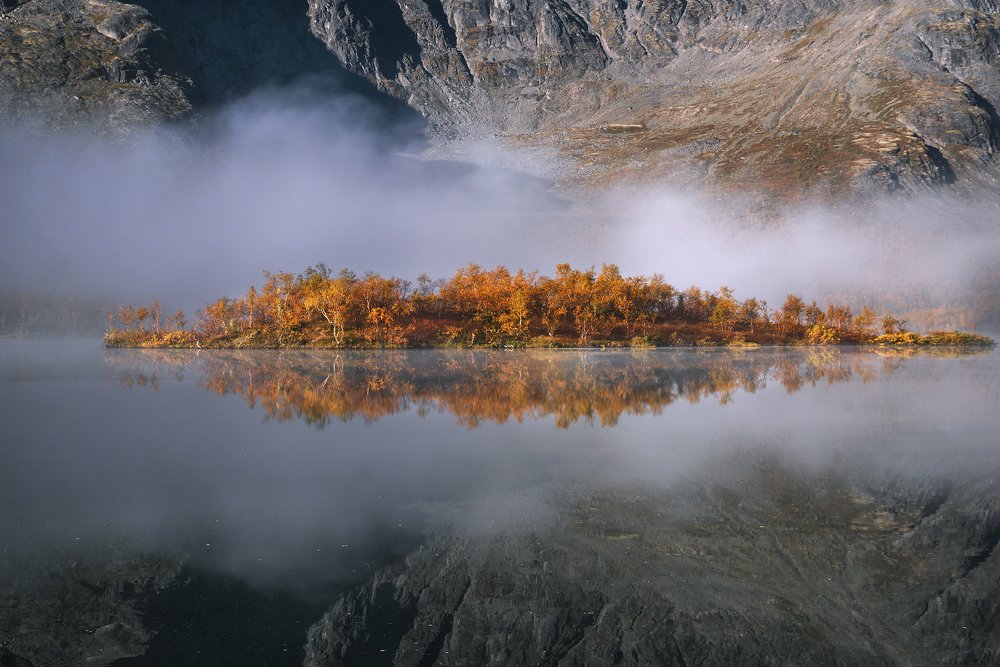 "Дым над водой..."