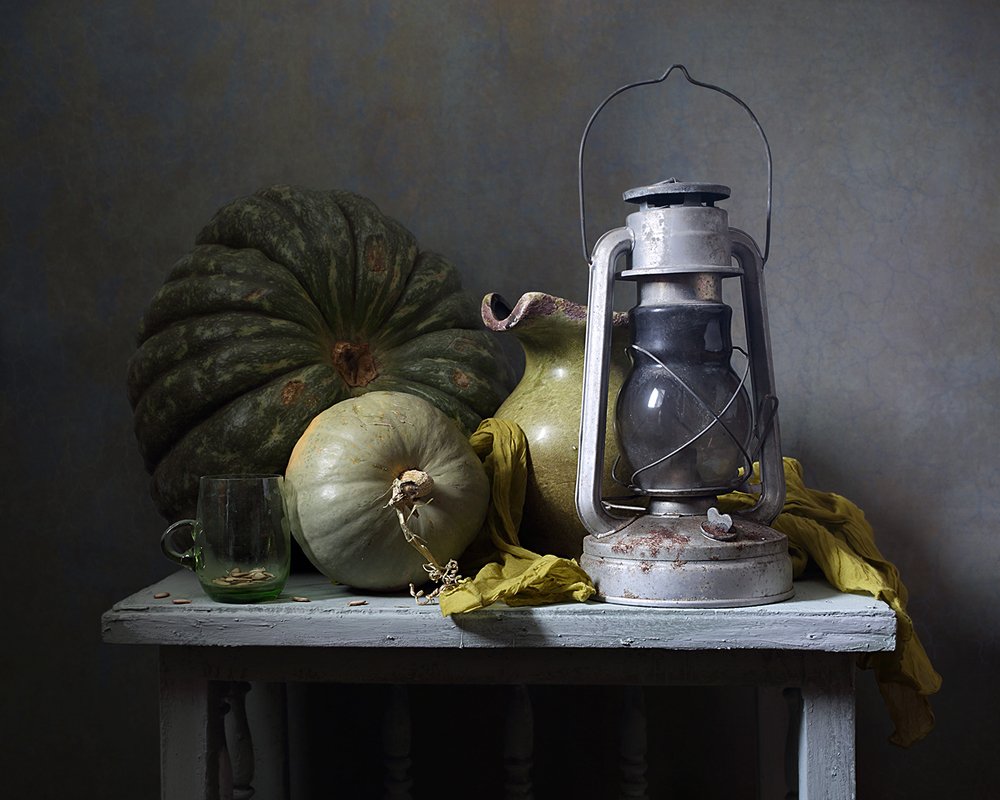 В кладовой.