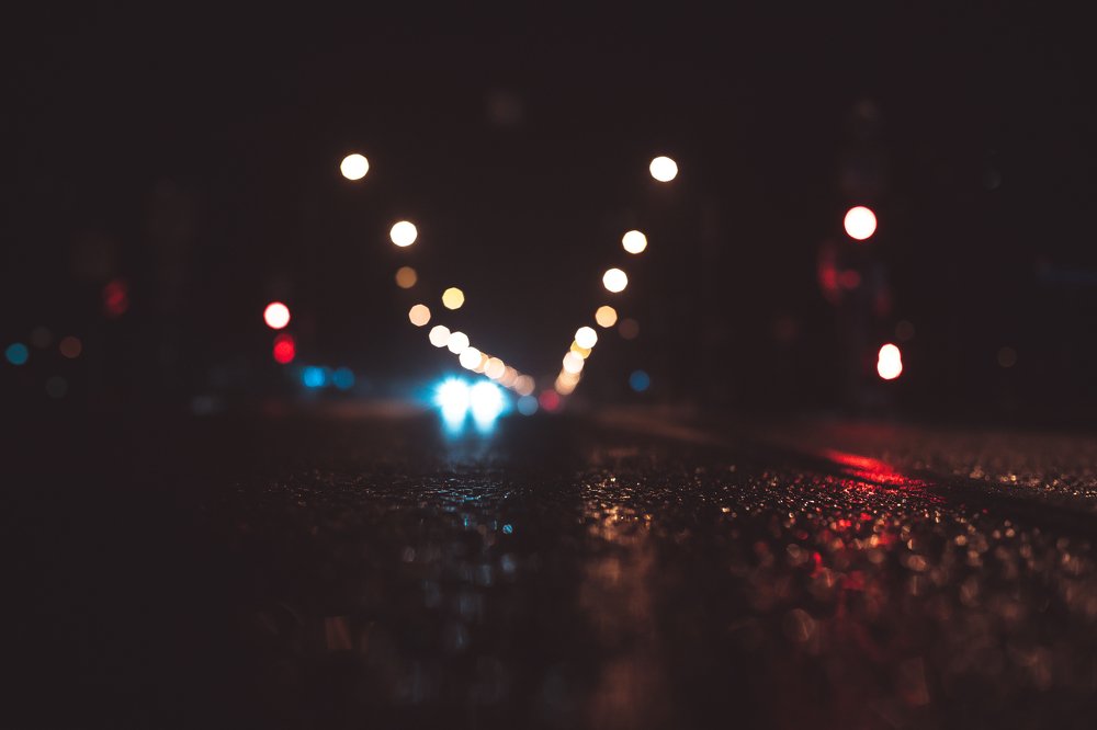 Ночь, улица, фонарь, машины...