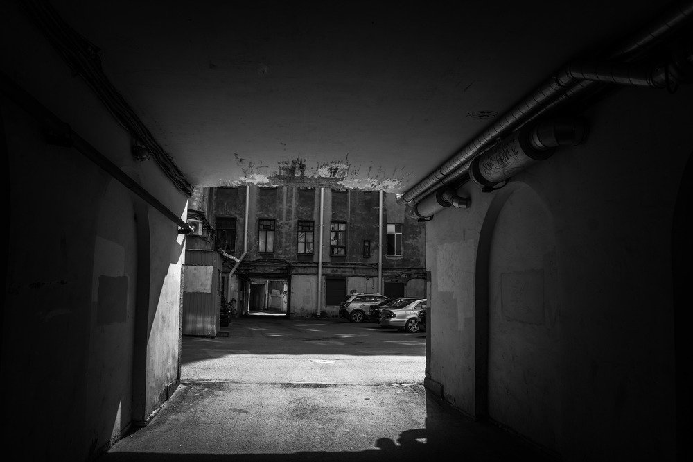 Другая жизнь парадного дома