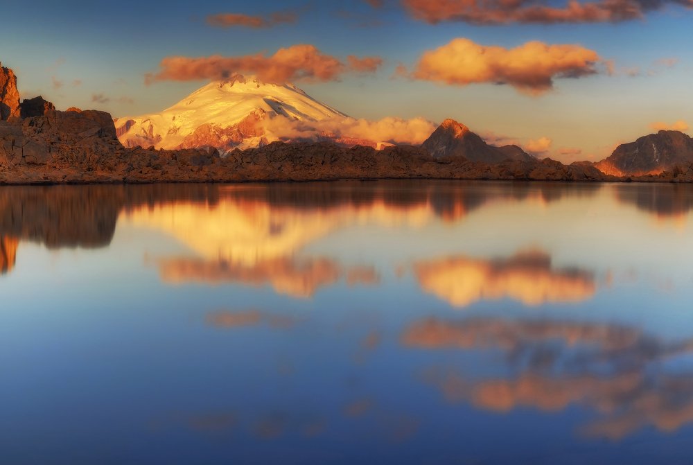 Золотой великан