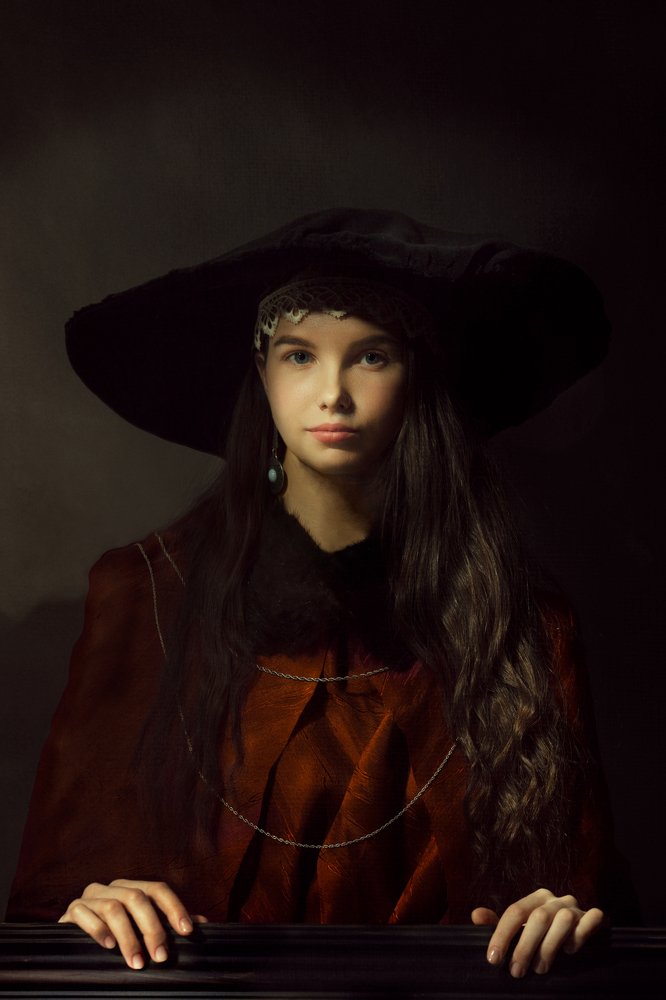 "Девушка в картинной рамке"