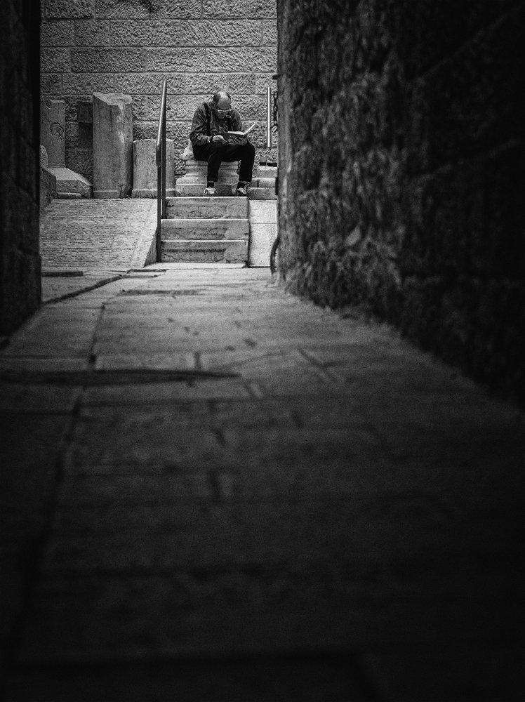 Photograph by Maxim Sayapin