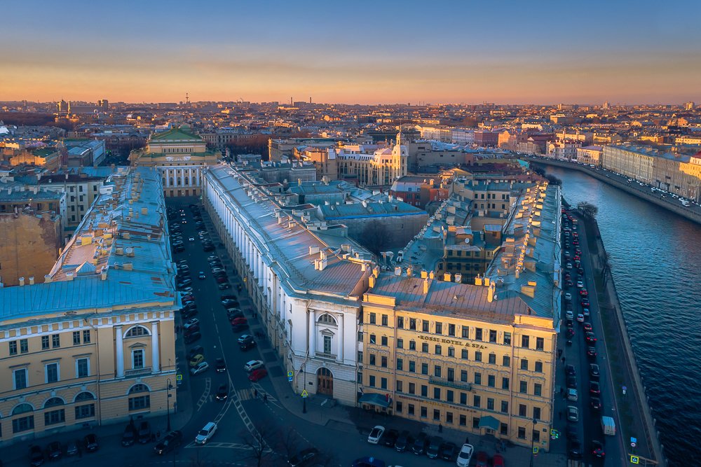 Улица Зодчего Росси