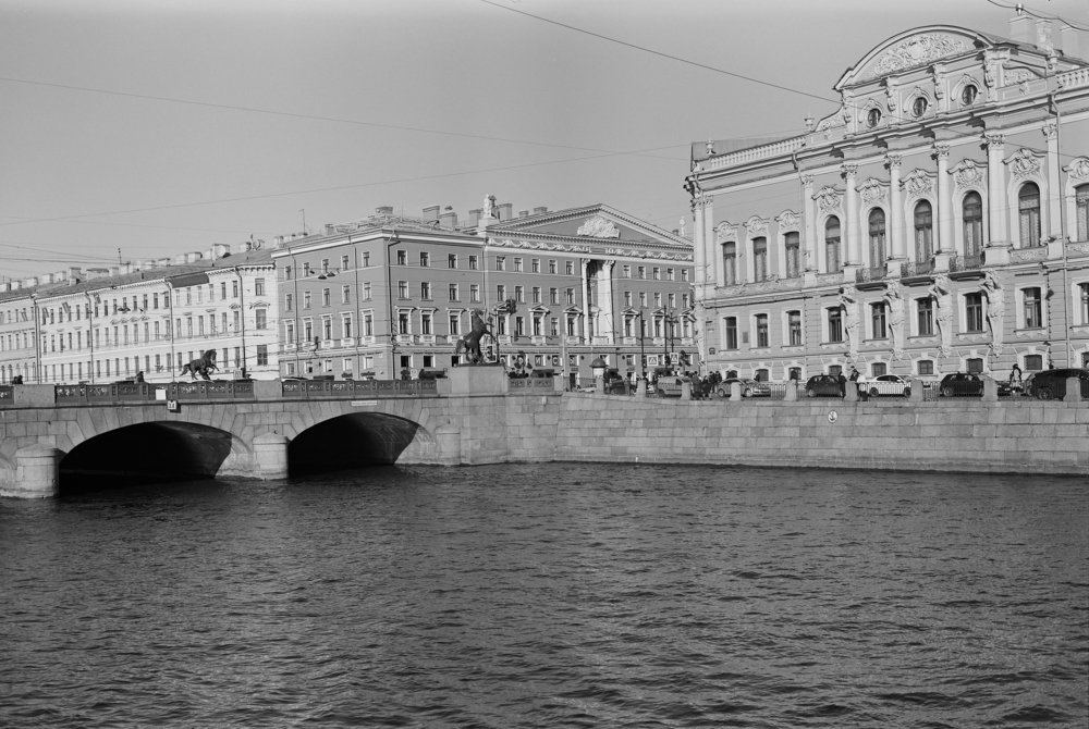 Аничков мост