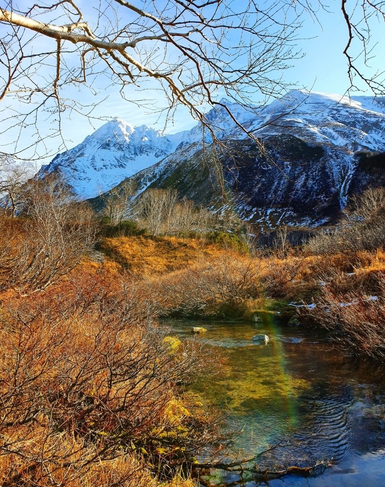 К древнему горному массиву Вачкажец.