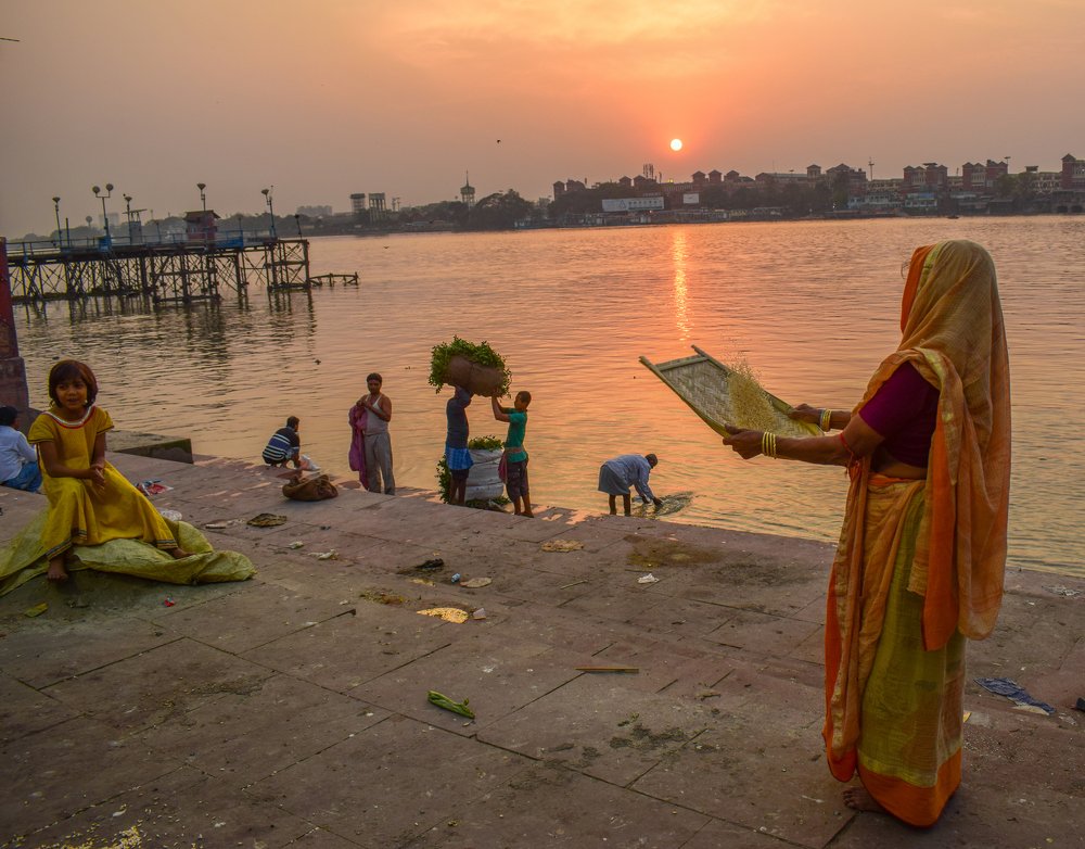 A sunset story of Mallick Ghat, Kolkata
