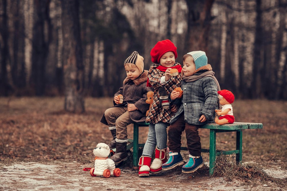 На детской площадке