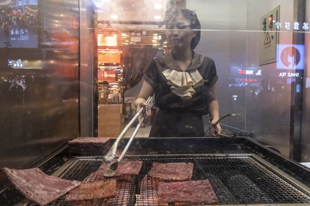 Уличная еда в Гонконге. Утка по-Пекински.