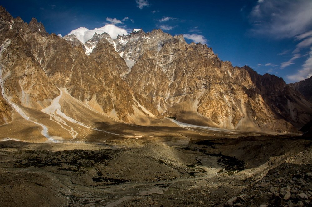 Giants- Passu Cones