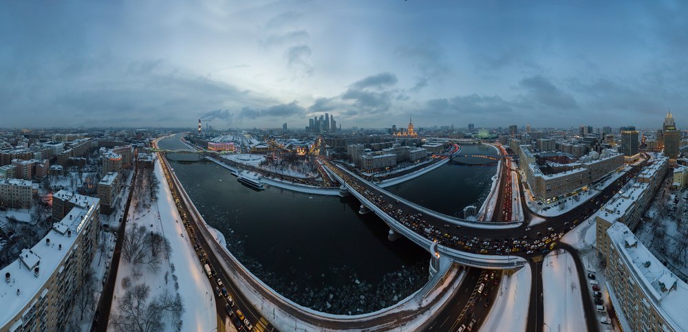 Смоленская набережная