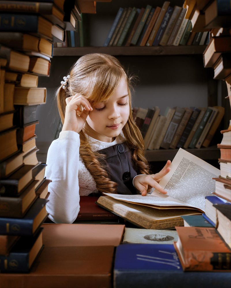Девочка и книга