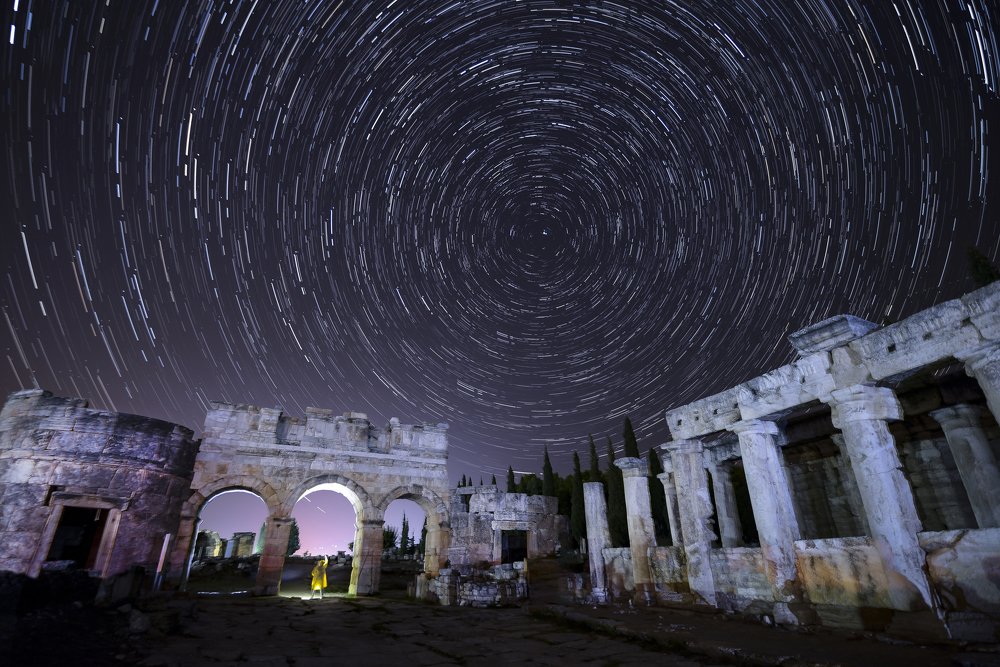 Photograph by Bahir DIBEKOGLU