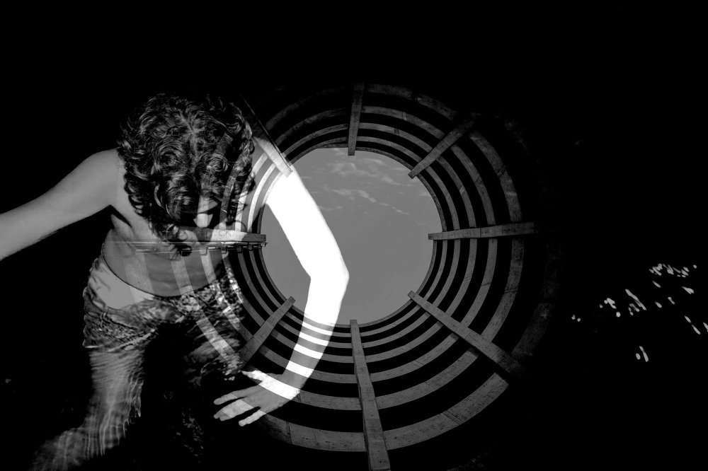 The afterlife, the child and the impossible to live -