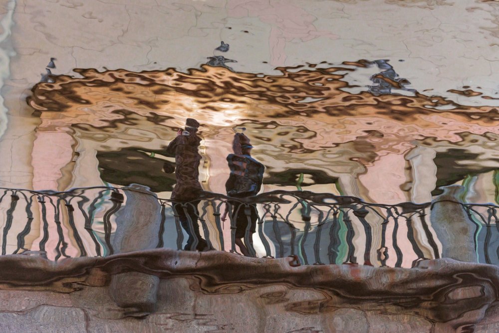 Двое.Серьёзный разговор.