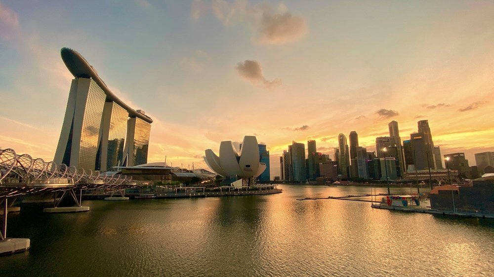 Photograph by Henry Hu