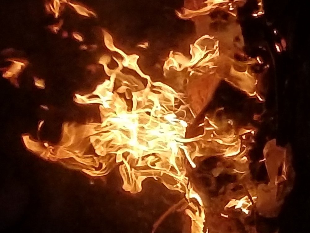 Feu dans le noir