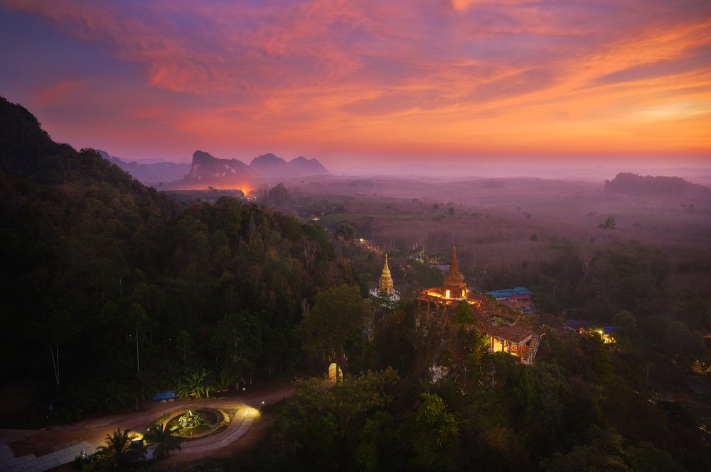 Photograph by Chonlawat Ratanakungwal