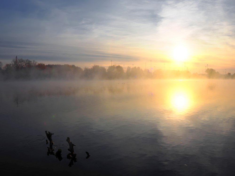 Речка, небо голубое...