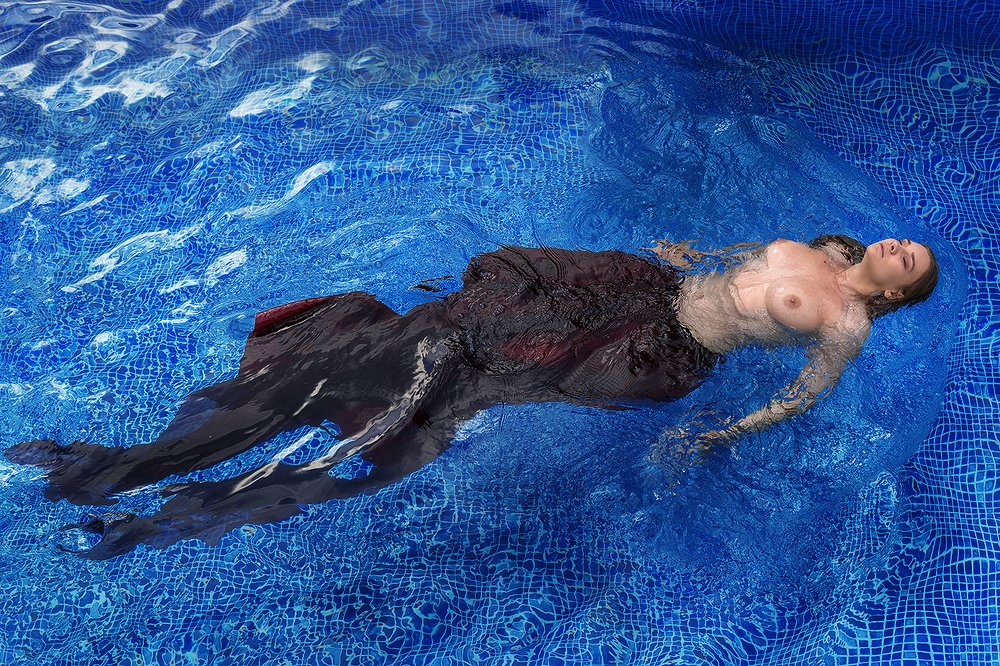 русалка в неволе