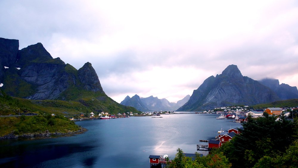 Beautiful Reine Island