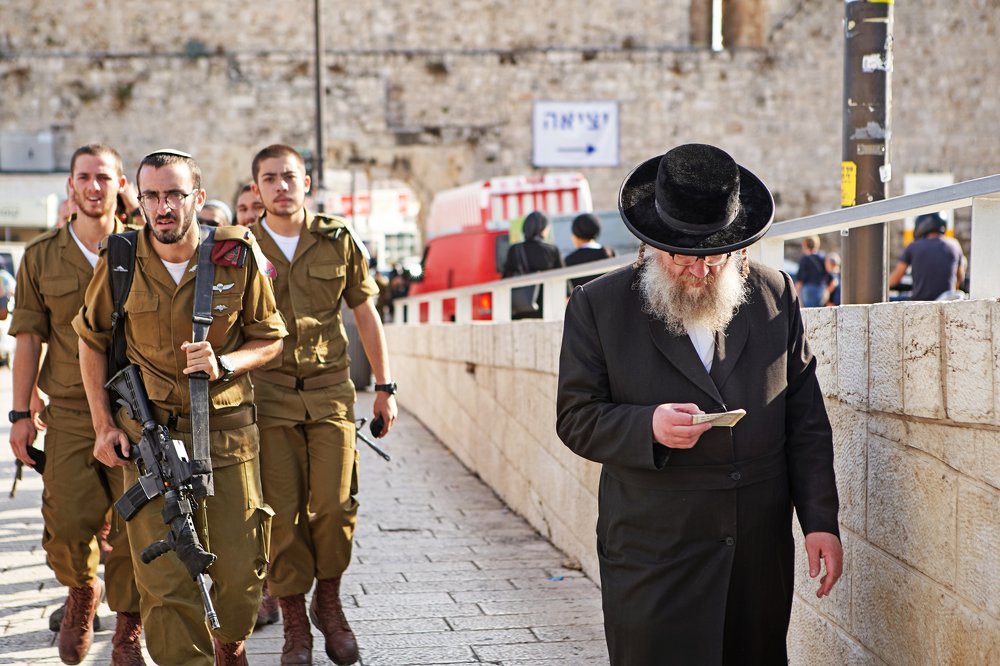 Photograph by Aliaksandr Pasechnik