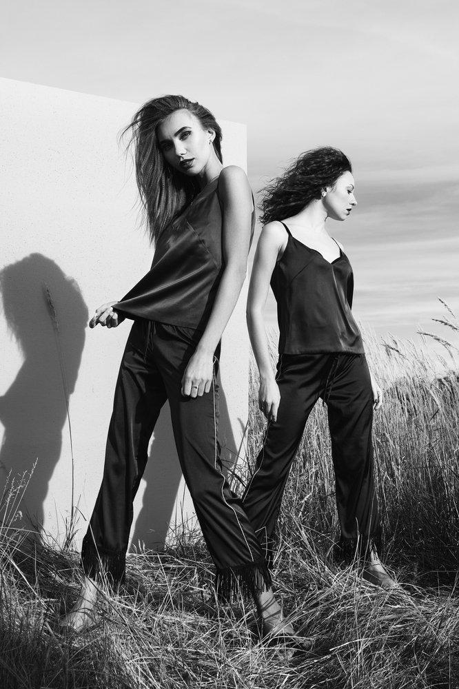 Девушки в поле...