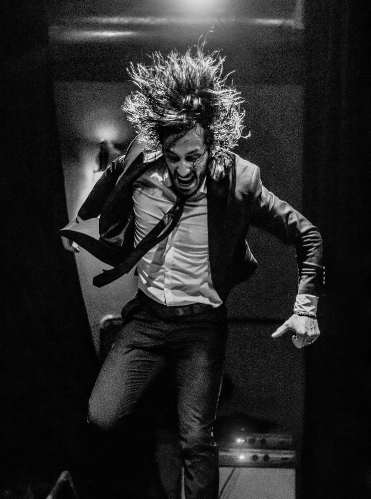 Abre tus pies y vuela