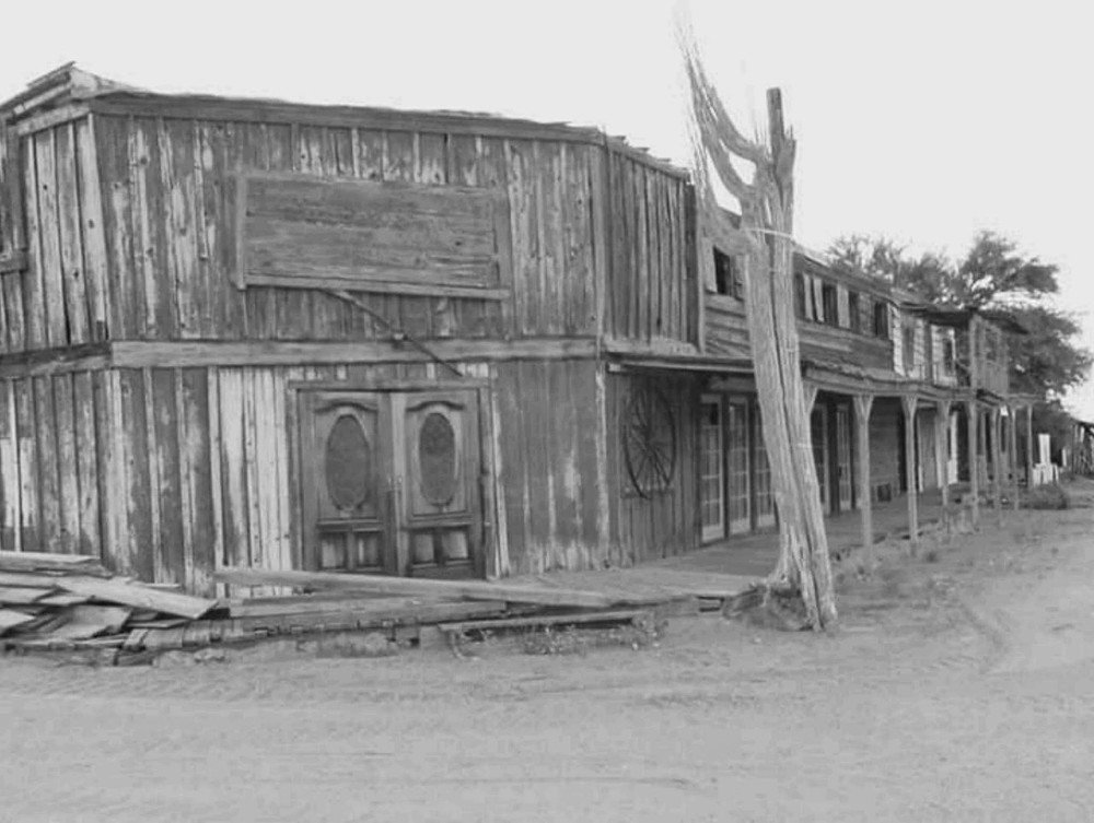 Фотография автора Christina Tarpley