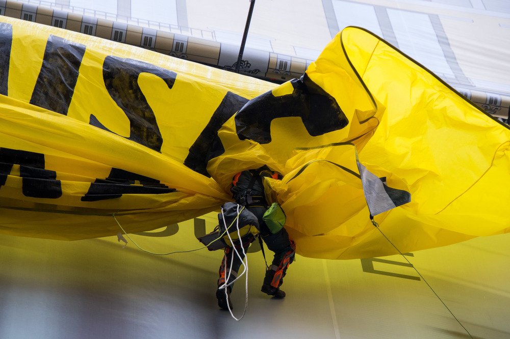 Consumerism = Climate crisis