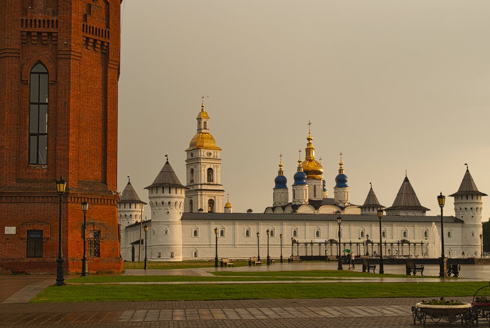 Тобольск. Дождлиый вечер в городе