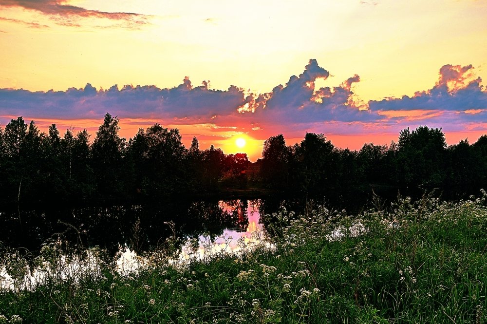 закат на р. Шуя . Карелия