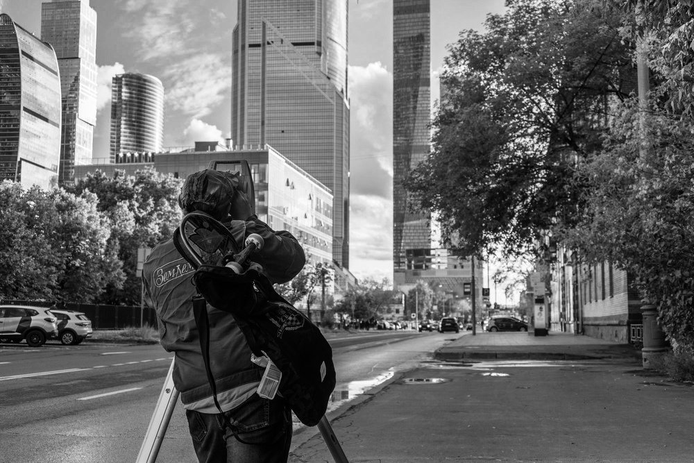 Скейтер и на работе остается скейтером