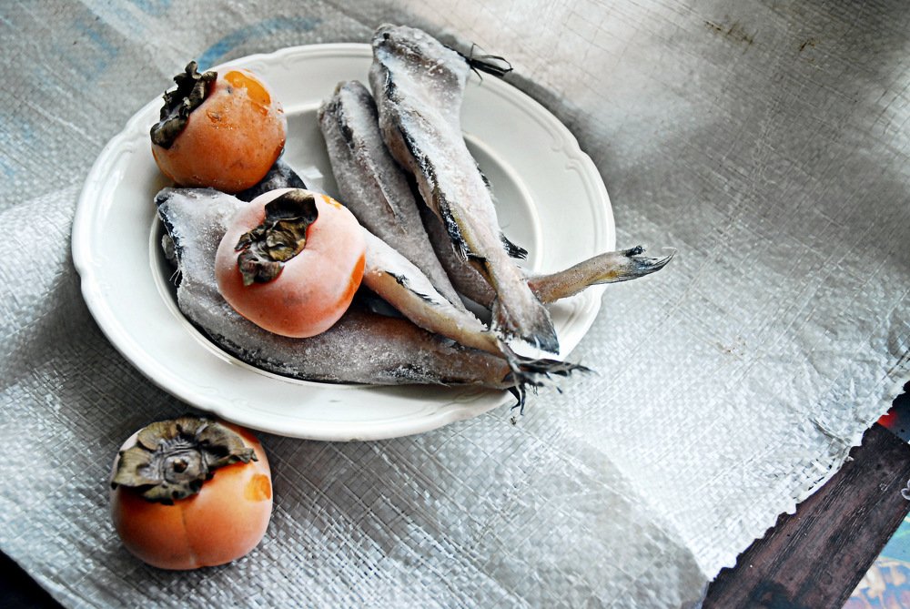 минтай с хурмой