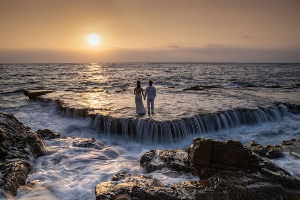 Bình minh Hang Rái