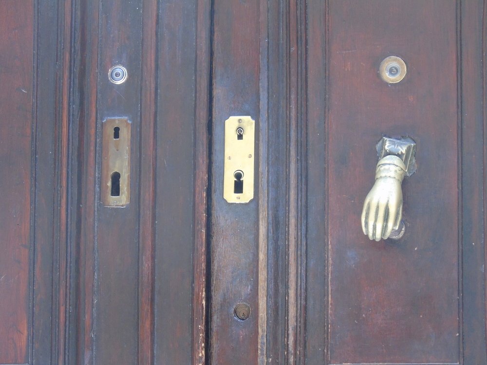 Двери столетий