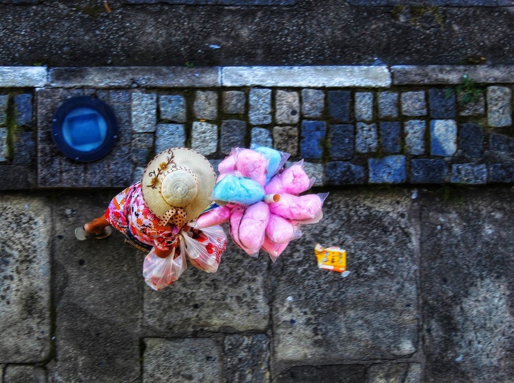 the cotton candy seller