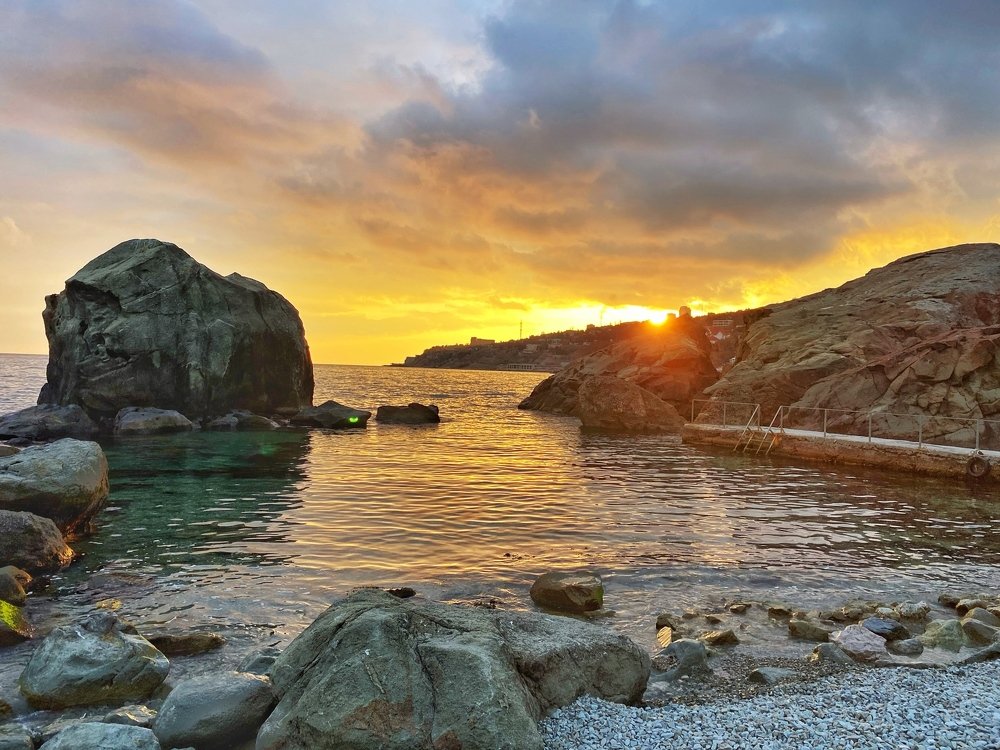 Закат в Алупке