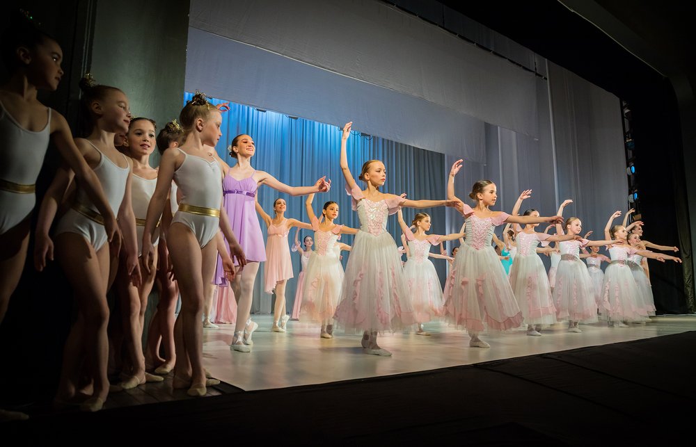 Little princesses agree only to the Kingdom