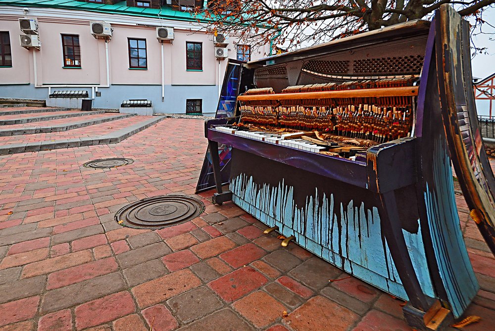 Инструмент диктатора