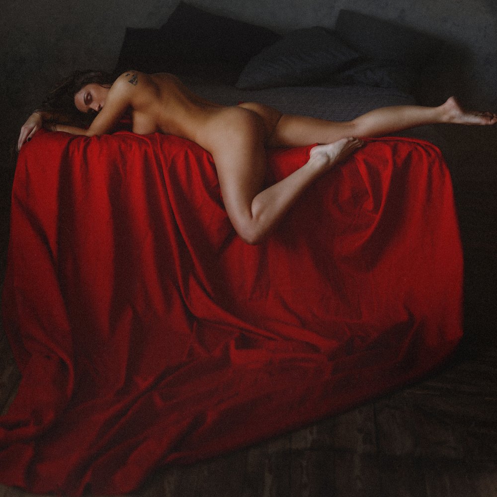 Под темным покровом