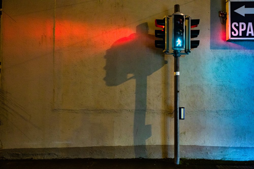 Lights, colors and shadows