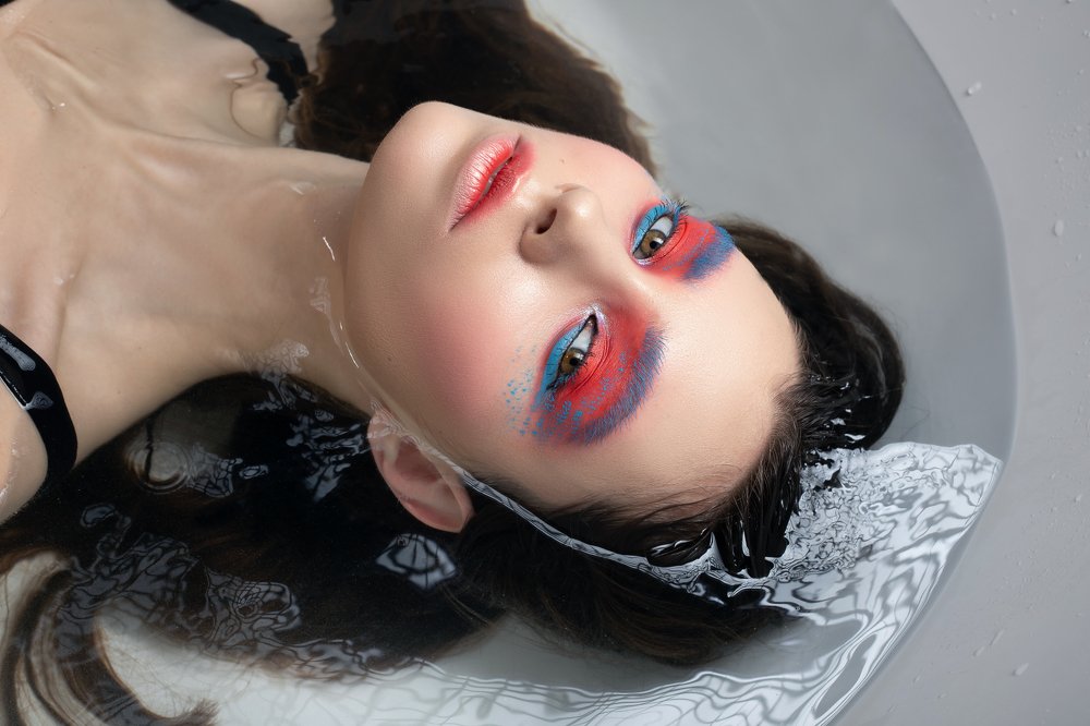 Life in two elements