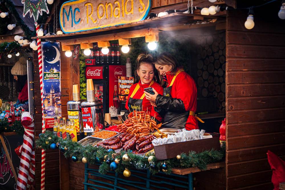 Photograph by Yevheniy Mokin