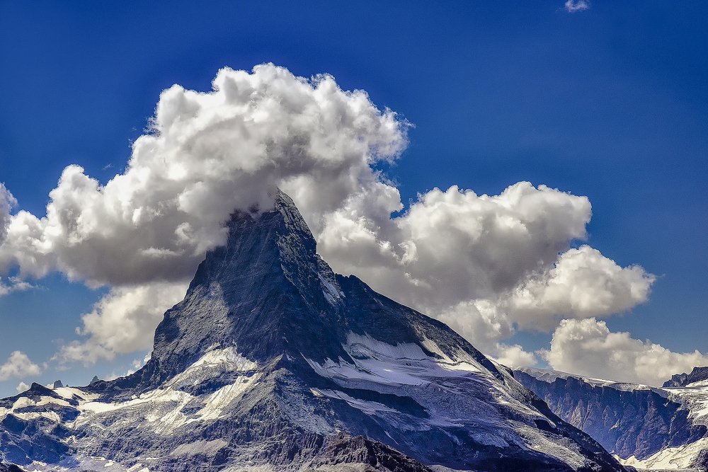 Motionless like mountain